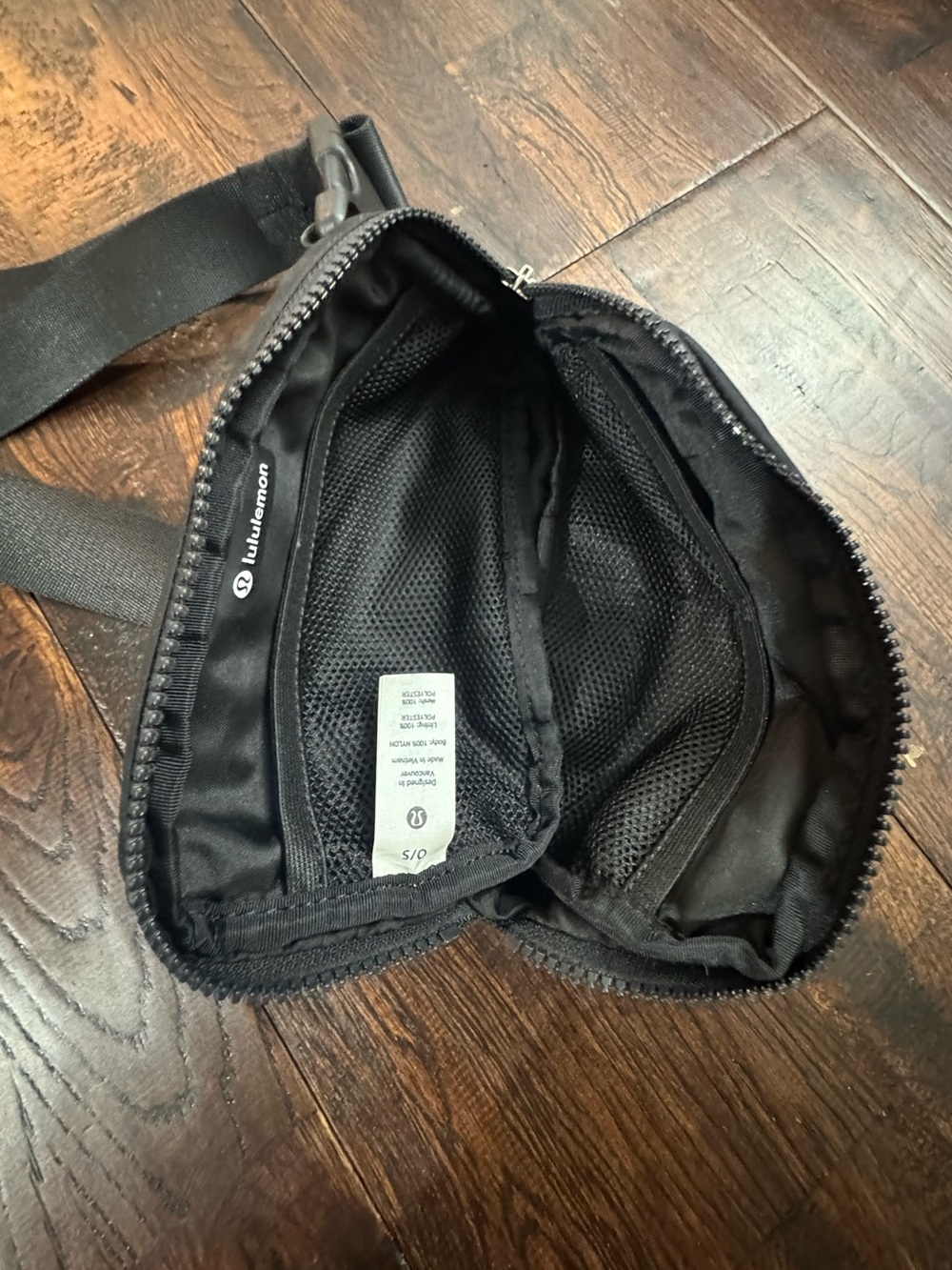 lululemon athletica Black Waist Pack Sling Belt Bag - Picture 10 of 15